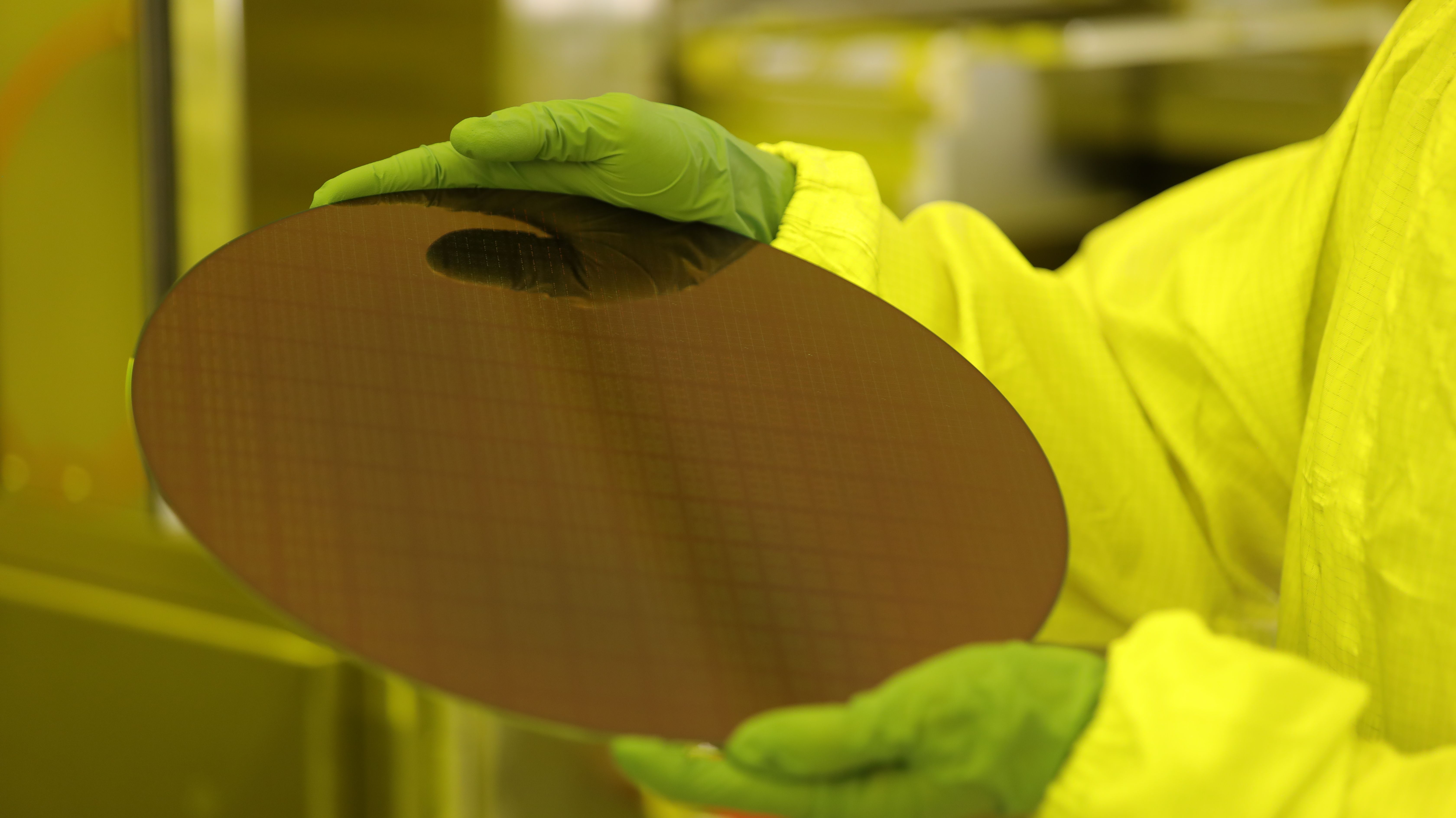 Quantum NIL Excels in Nanoimprint Technology: Driving Energy-Efficient, Low-Carbon, and Cost-Effective Solutions